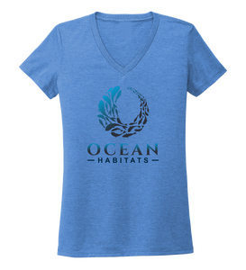 Ocean Habitats - Women's V-neck T-shirt in Sky Blue